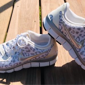 New Nike Free 5.0 Women’s running shoes size 7.5 511281-100 rare please read!